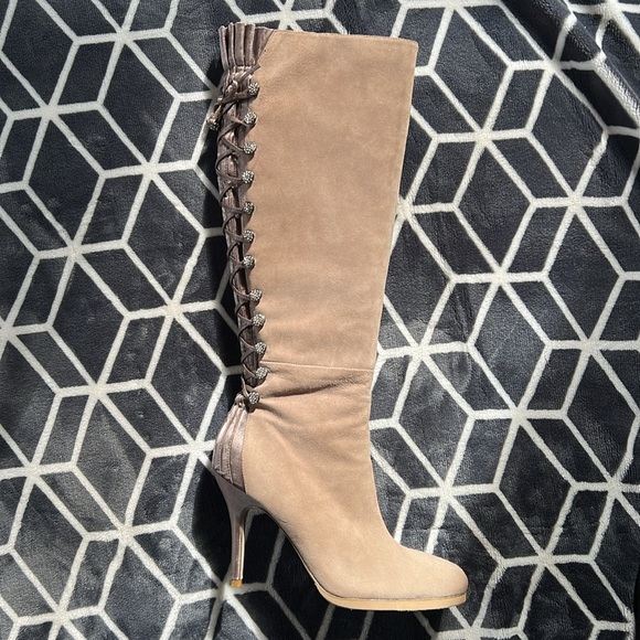 NWOT BOURNE BOOTS UK Designer Bejeweled Lace Up Satin & Suede Tan Sz EU37, US6.5 - Picture 4 of 15